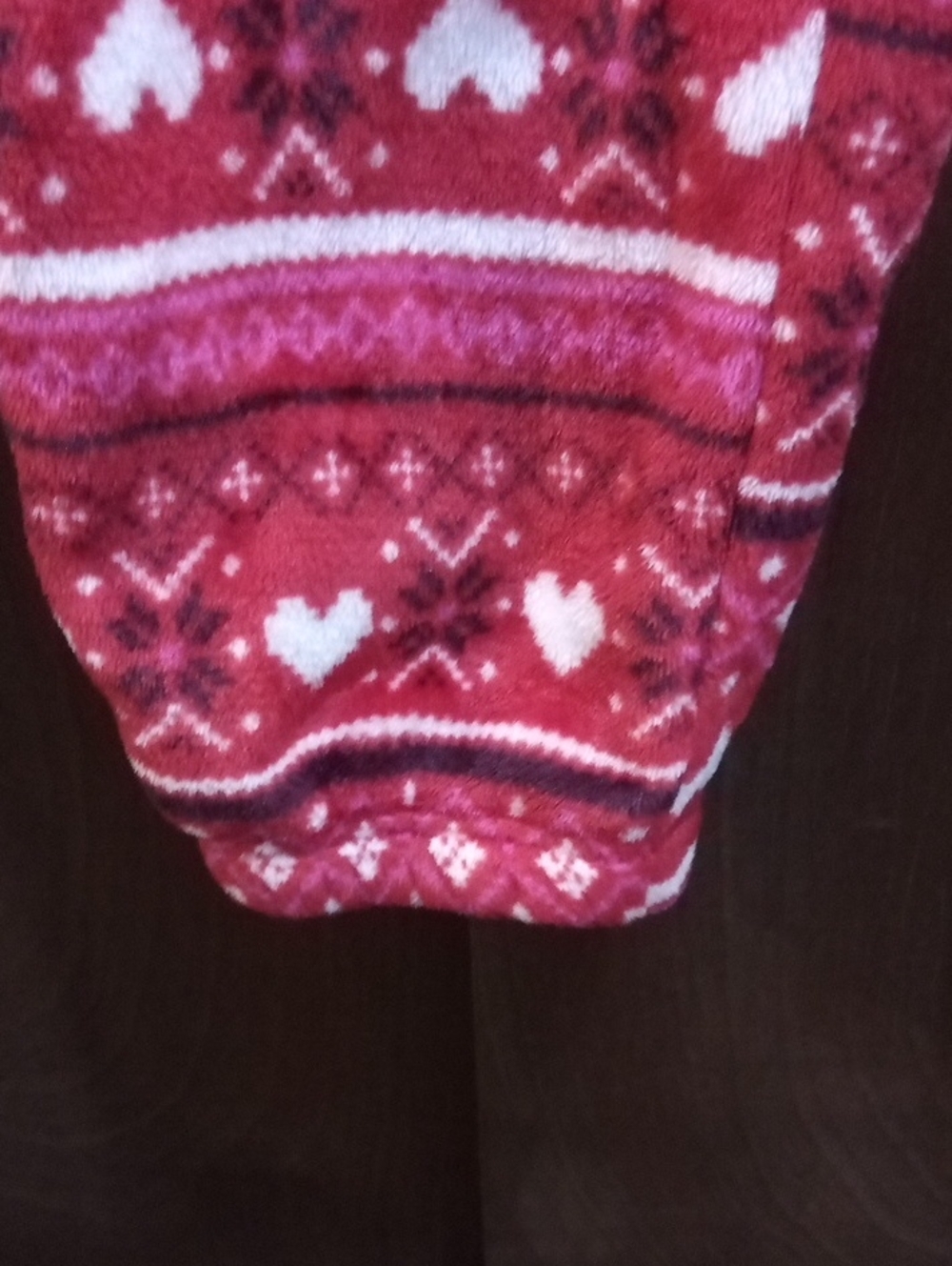 Cozy Red Heart Fleece Pajama Set - Picture 8 of 12